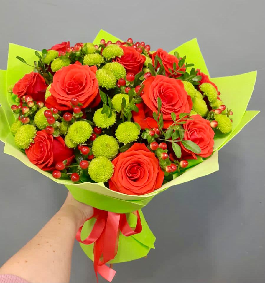 Букет цветов из: Хризантемы и Розы в Грицовский