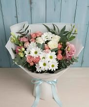 Букет цветов из:  Розы, Лизиантусы и Хризантемы в Грицовский