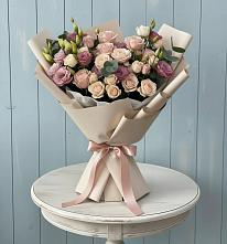 Букет цветов из:  Розы и Лизиантусы в Грицовский