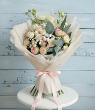 Букет цветов из:  Розы и Лизиантусы в Грицовский