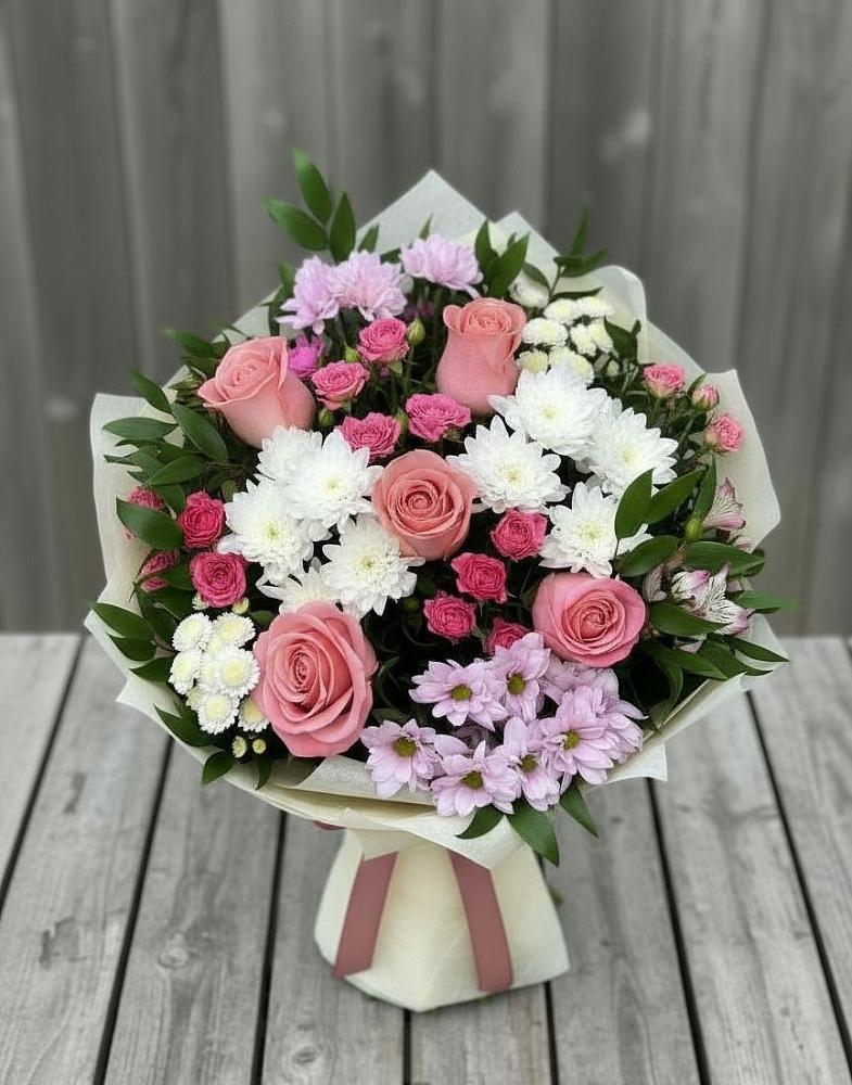 Букет цветов из: Альстромерии, Гвоздики, Розы и Хризантемы в Грицовский