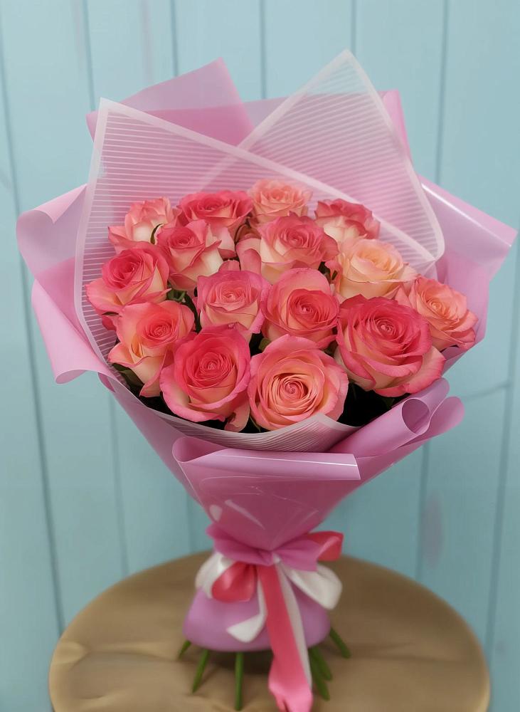 Букет 15 Розовых роз Равель в Грицовский