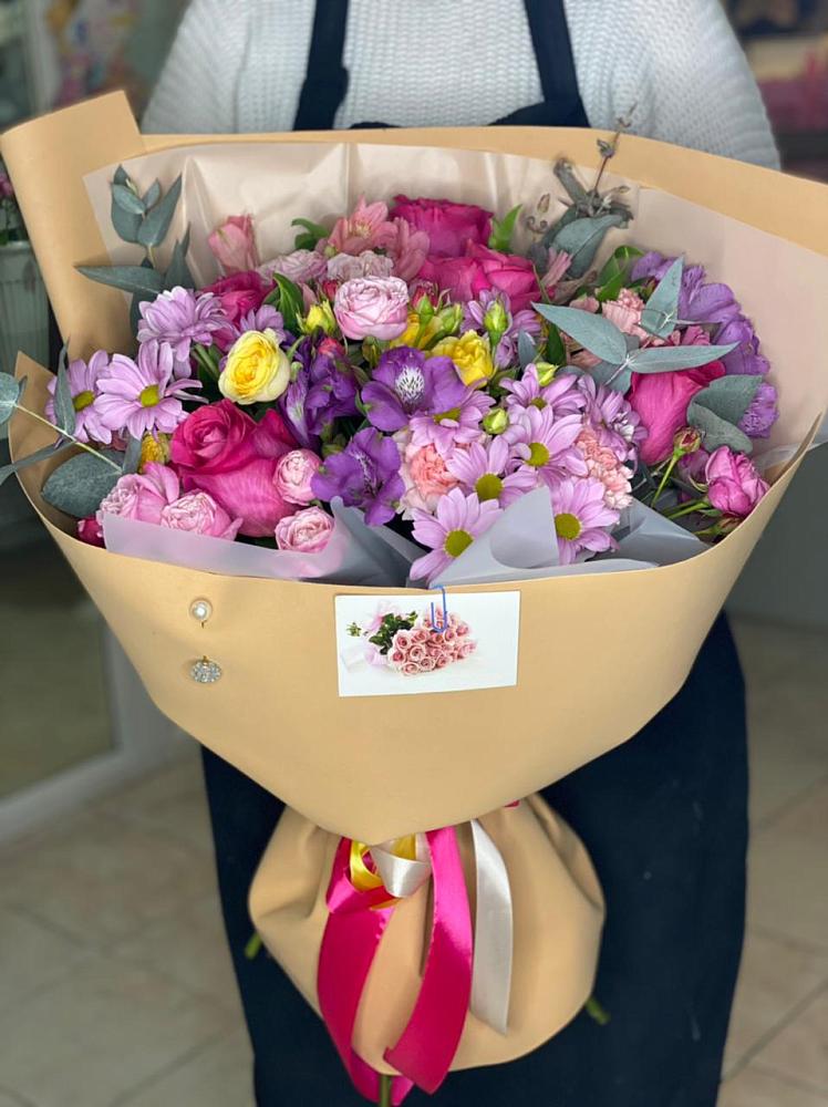 Букет цветов из: Хризантемы, Гвоздики и Альстромерии в Грицовский