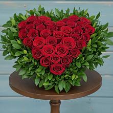 Цветочная композиция из Розы в виде сердца в Грицовский