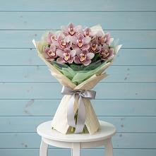 Букет цветов из:  Орхидеи и Розы в Грицовский