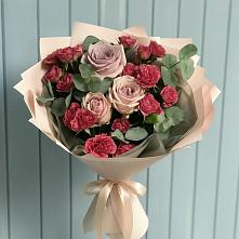 Букет цветов из:  Гвоздики и Розы в Грицовский