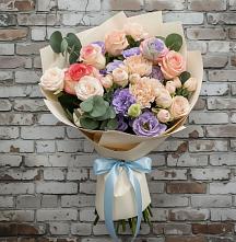 Букет цветов из:  Розы, Лизиантусы и Гвоздики #REPLACE_PRED# Грицовский