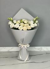 Букет цветов из:  Розы и Лизиантусы в Грицовский